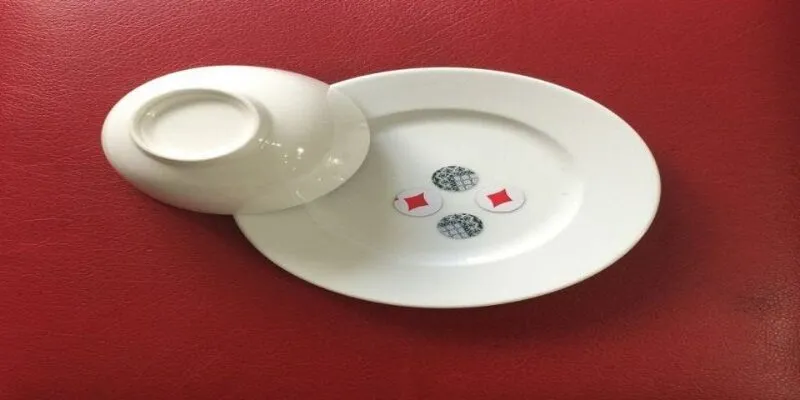 Bật mí cách nghe tiếng xóc đĩa hiệu quả từ cao thủ chi tiết 3 bat-mi-cach-nghe-tieng-xoc-dia-hieu-qua